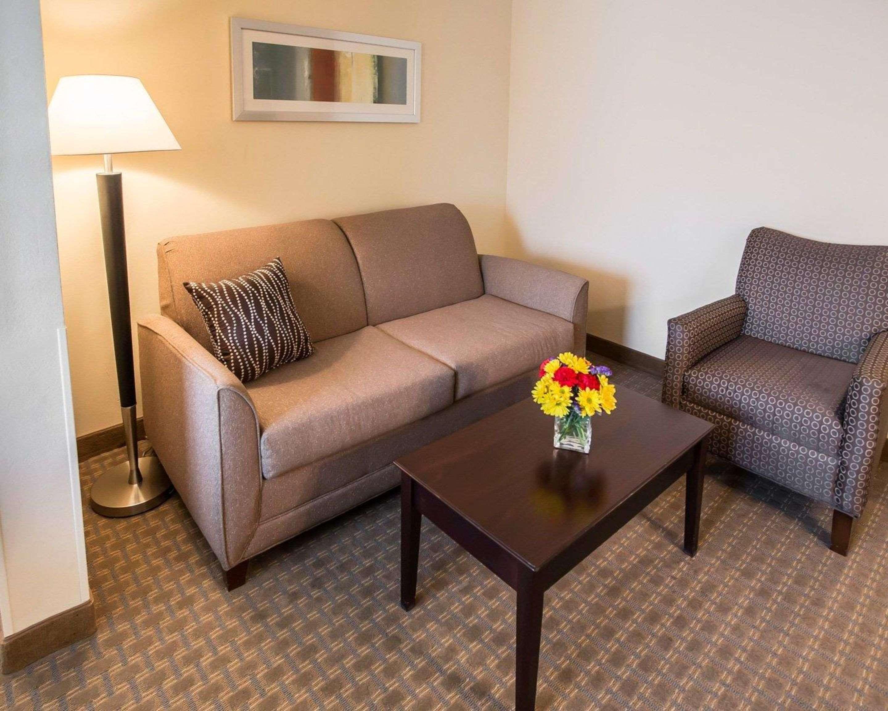 Comfort Suites University Area Notre Dame-South Bend Exterior foto