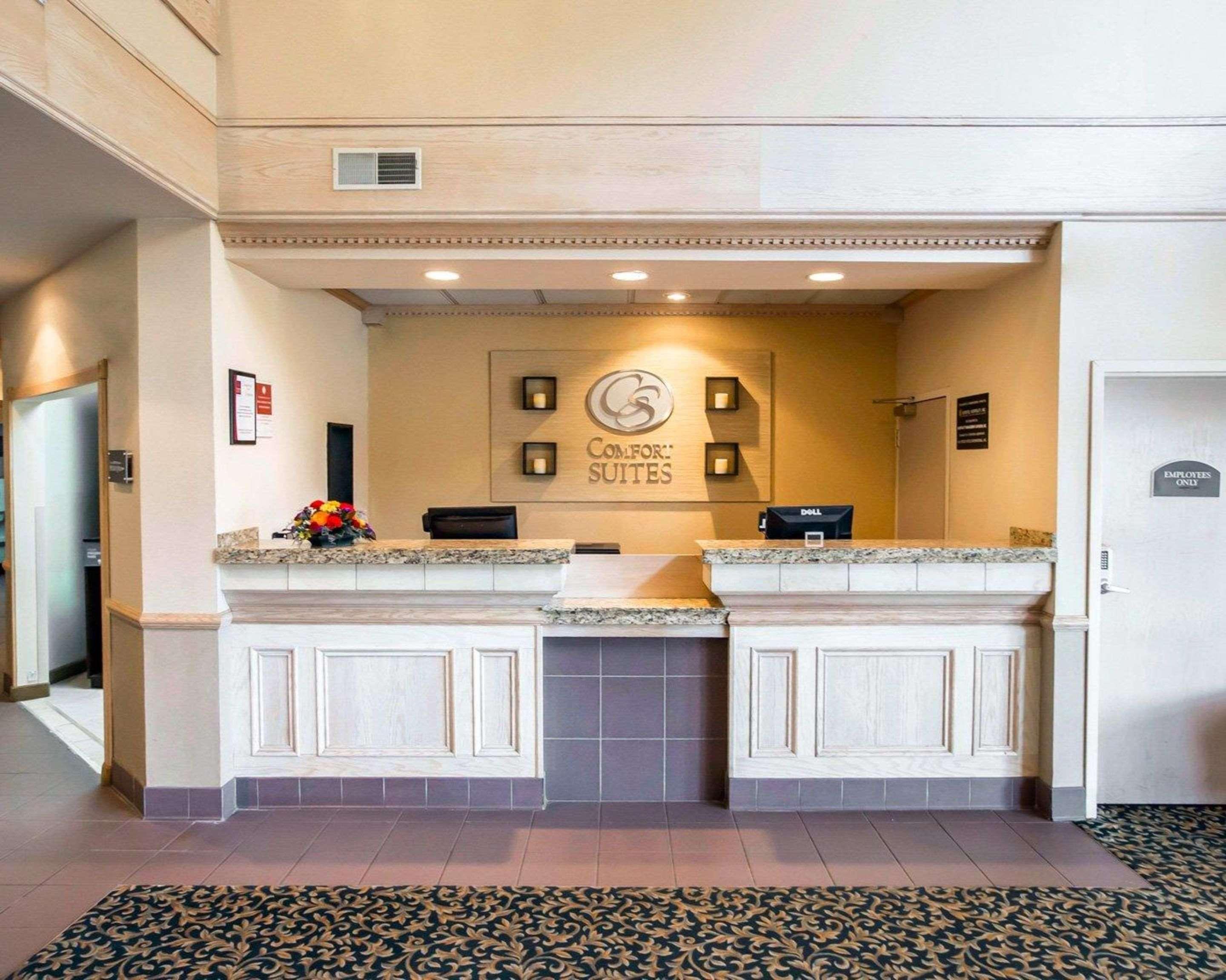 Comfort Suites University Area Notre Dame-South Bend Exterior foto